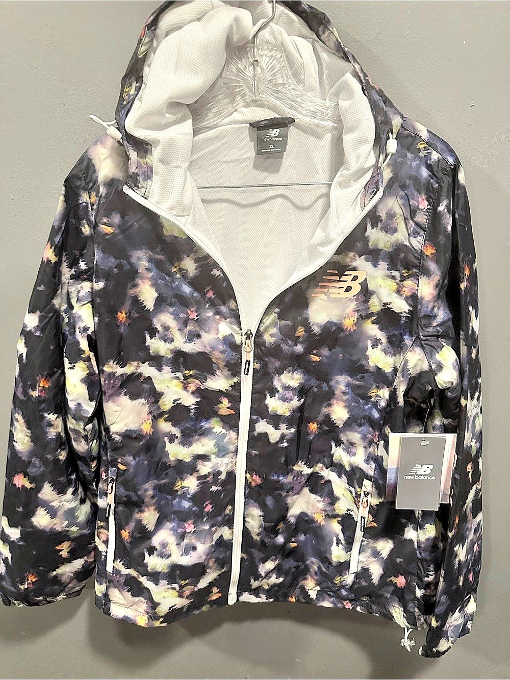 New Balance Abstract Floral Print Hooded Jacket XL NWT